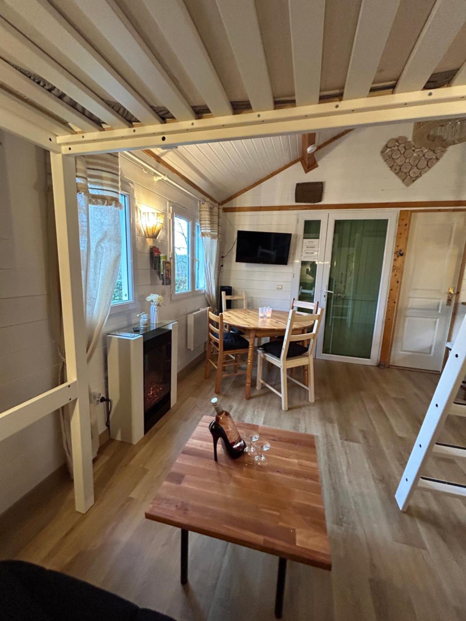 En Toute Quietude Lissac-sur-Couze Bagian luar foto